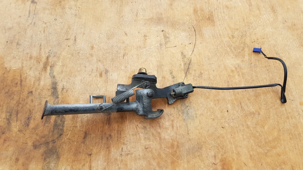 Yamaha Versity xc 300 oldaltámasz