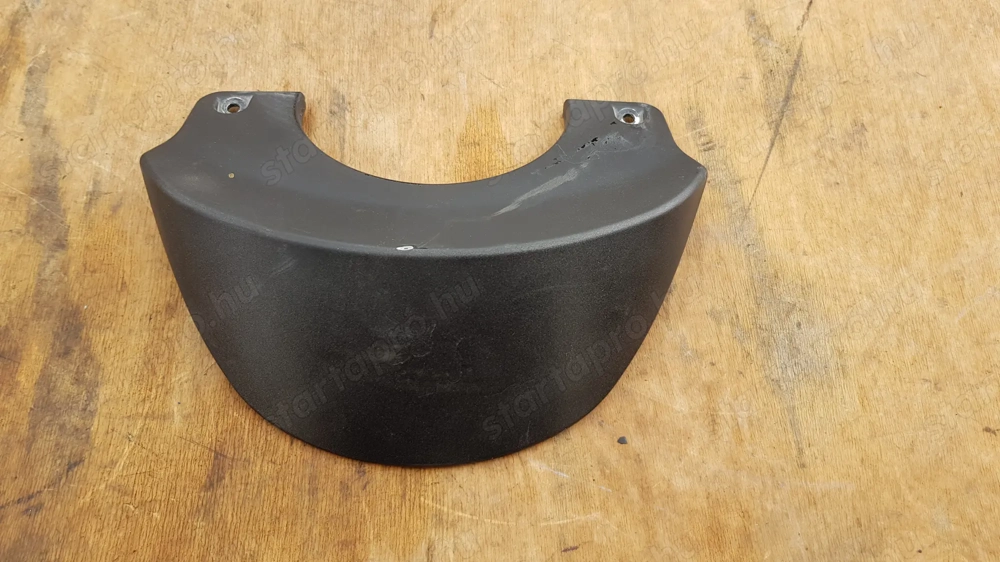 Yamaha Versity xc 300 első idomra szervízablak