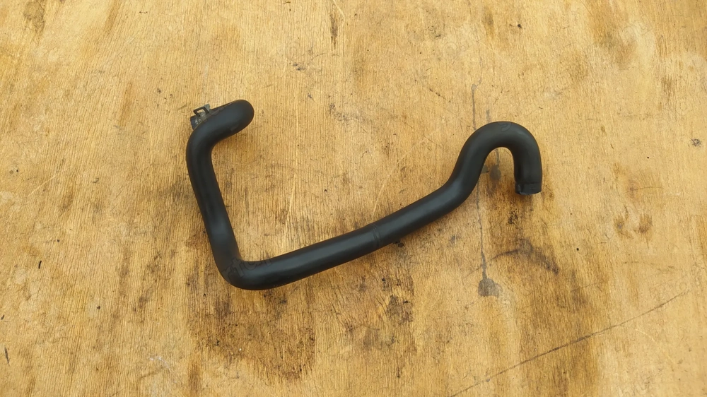 Aprilia scarabeo light 125 - 200 karburátoros kartergázcső hengerfejhez