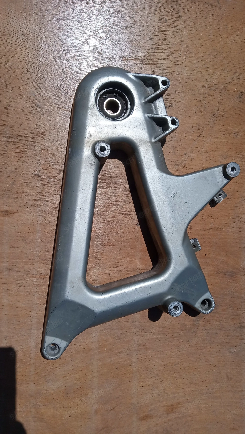 Aprilia scarabeo light 125 - 200 hátsó lengőkar