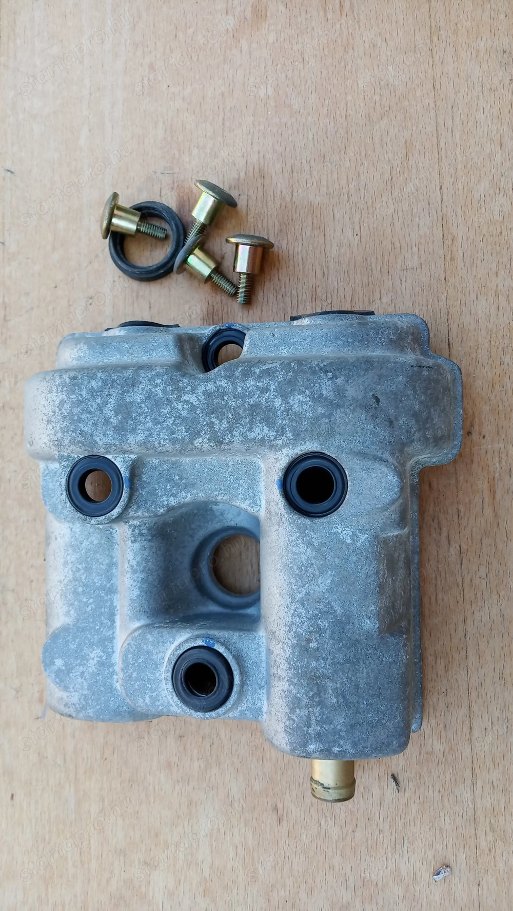 Aprilia scarabeo light 125 - 200 szelepfedél