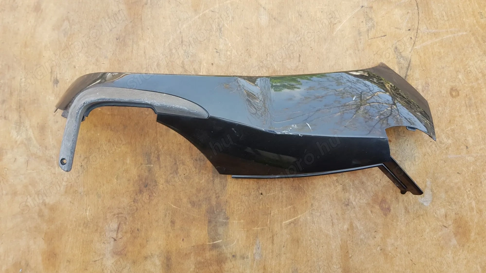 Aprilia scarabeo light 125 - 200 első idom alsó balos