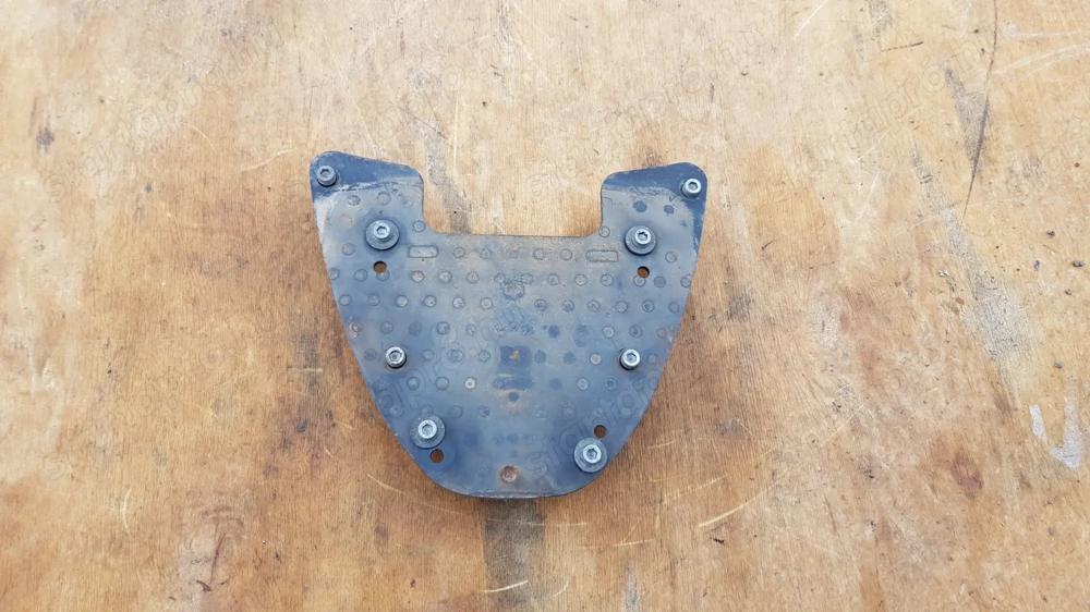 Aprilia scarabeo light 125 - 200 doboztartó konzol