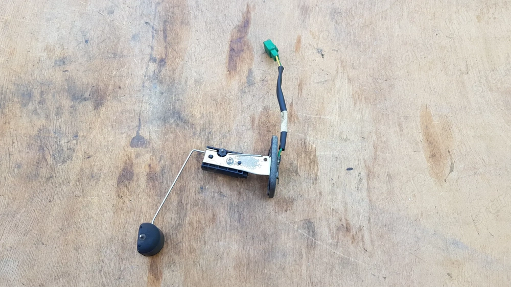 Kymco People S 125 -200 üzemanyag szintjelző