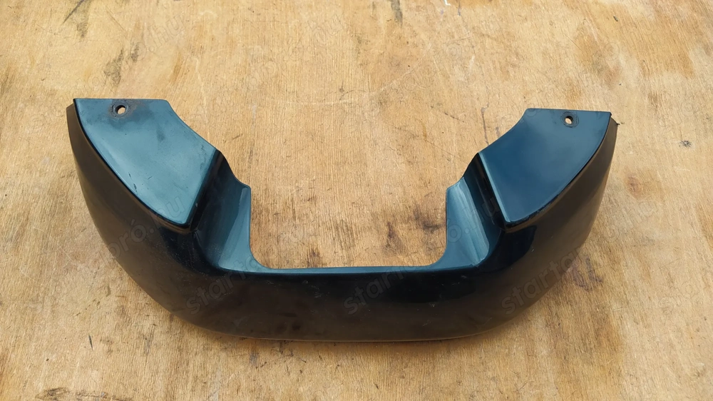 Yamaha Majesty DX 250 hátsó lámpa alatti idom zöld