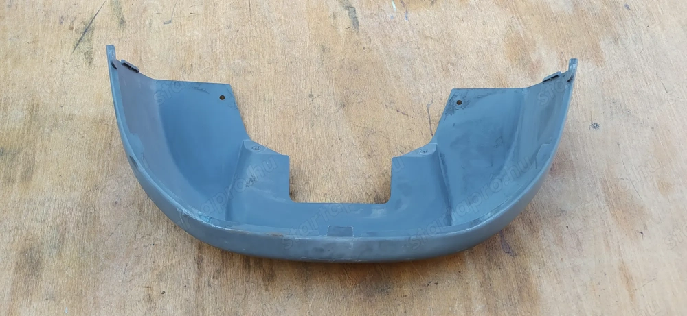 Honda Foresight 250 alsó közép idom