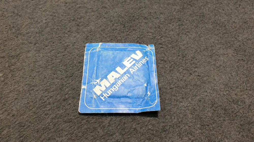 Malév illatos kendő eladó