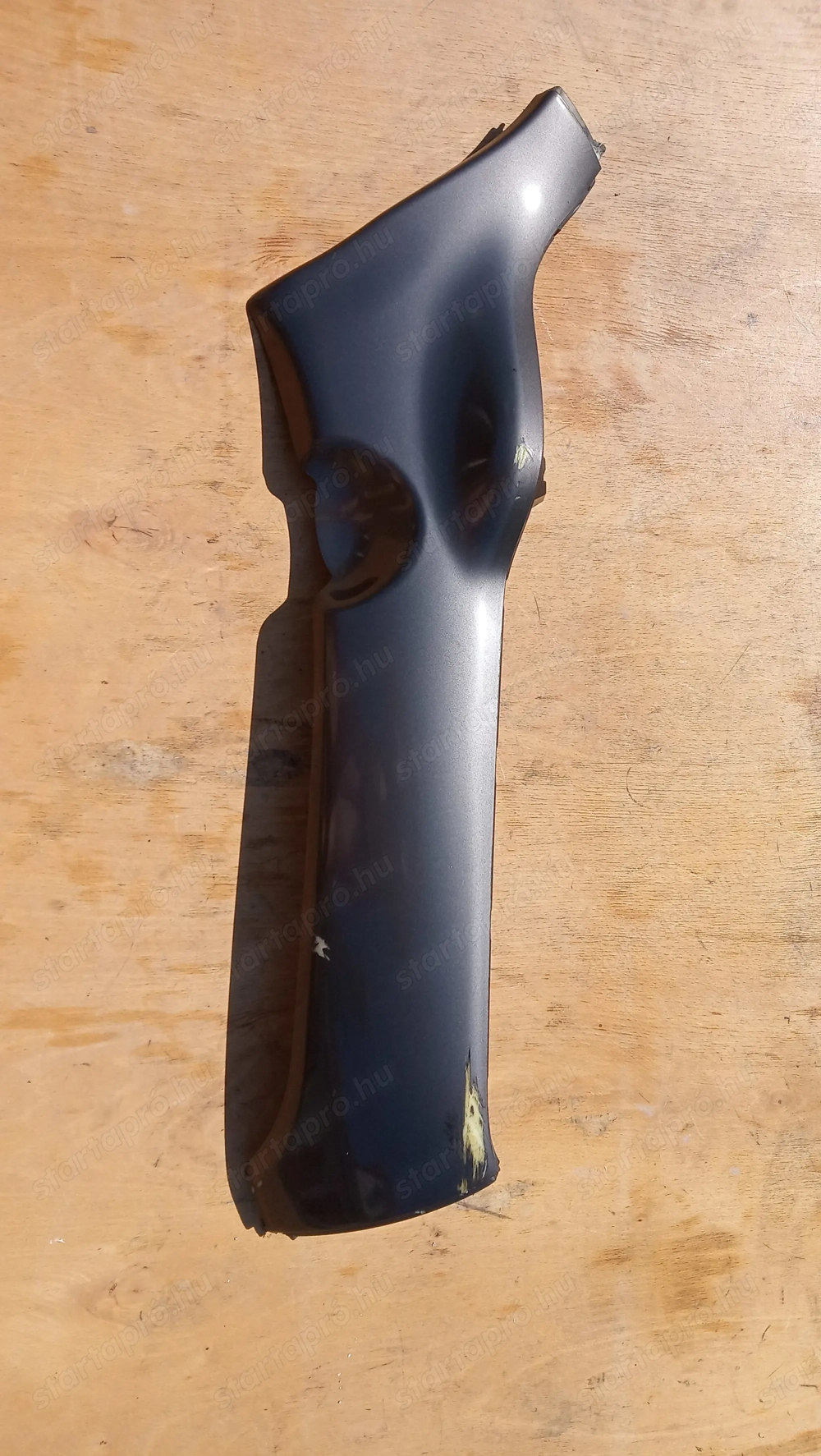 Piaggio Xevo 125 - 400 taposó alatti idom jobbos sérült