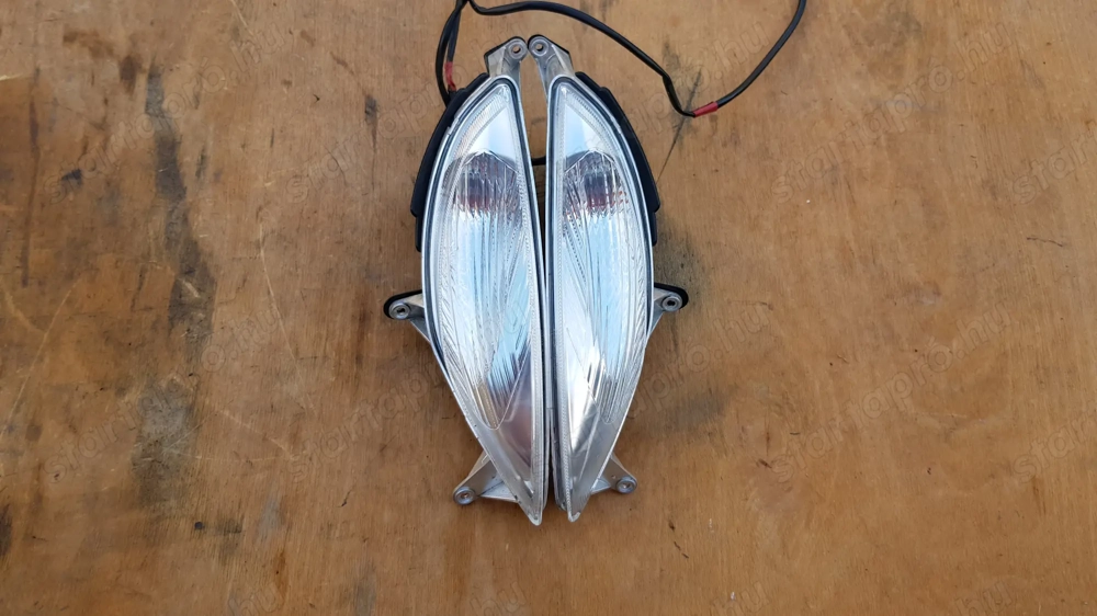 Malaguti Centro 125 - 160 első irányjelző pár