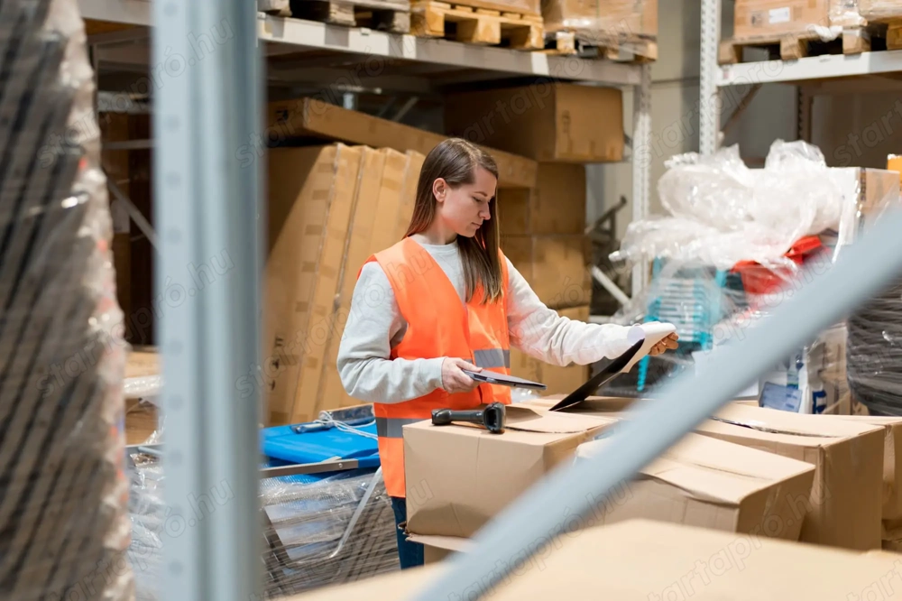 Komissiózó munkakör 8 óra