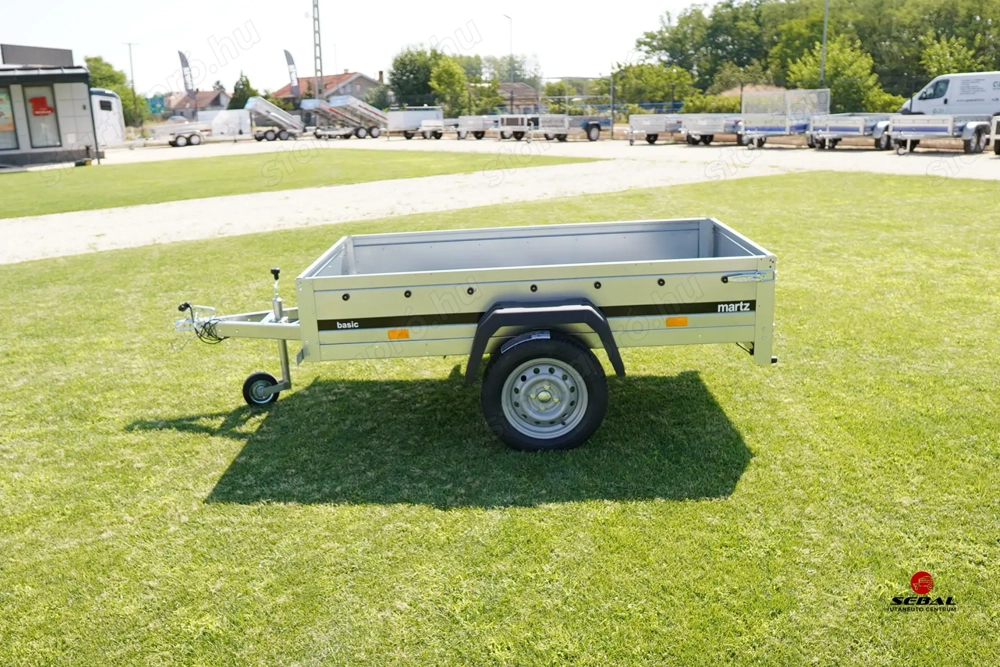 Februári akcióval - új 2x1m-es utánfutó forgalomba helyezve - most bruttó 398.000 Ft