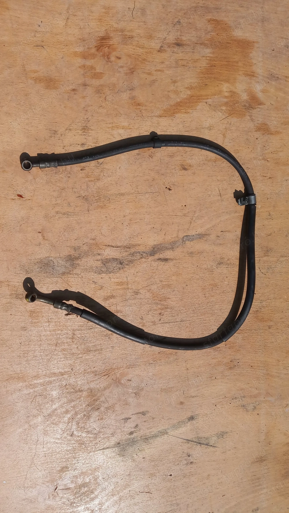 Piaggio Beverly 500 első fékcső jobbos