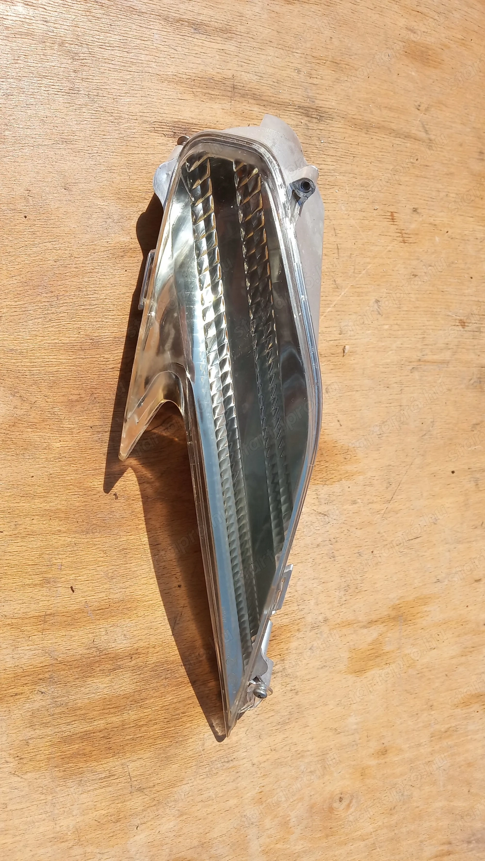 Aprilia Atlantic 125 - 250 első irányjelző jobbos