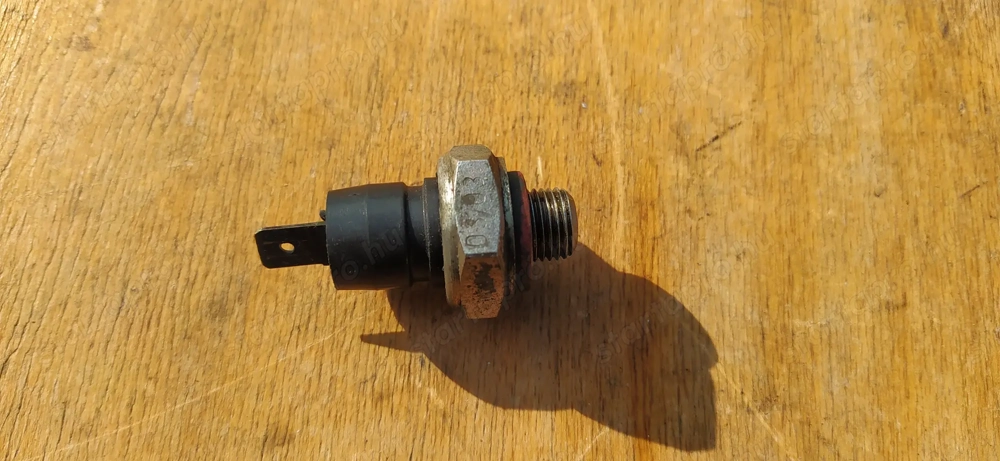 Aprilia Atlantic 125 - 250 olajnyomás gomba