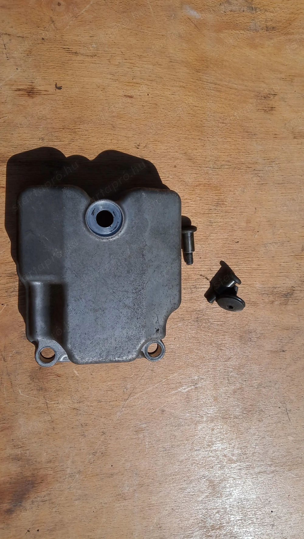 Suzuki Burgman 400 szelepfedél