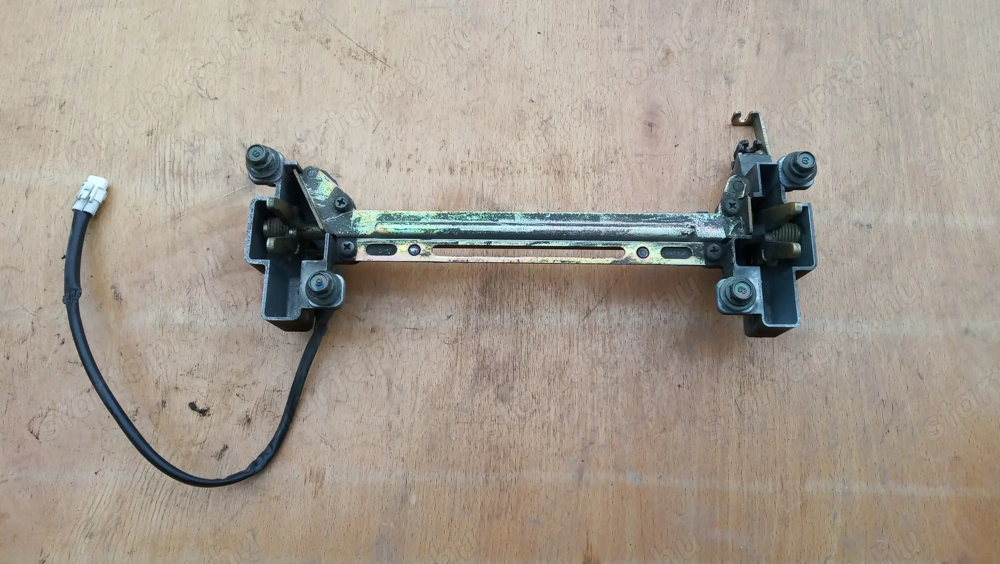 Yamaha Majesty 400 ülészár