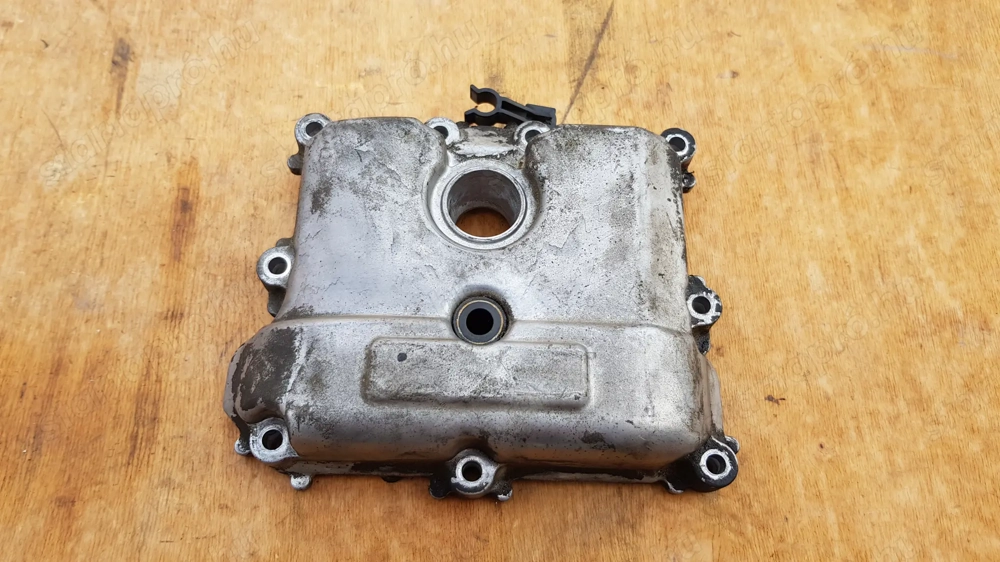 Yamaha Majesty 400 szelepfedél