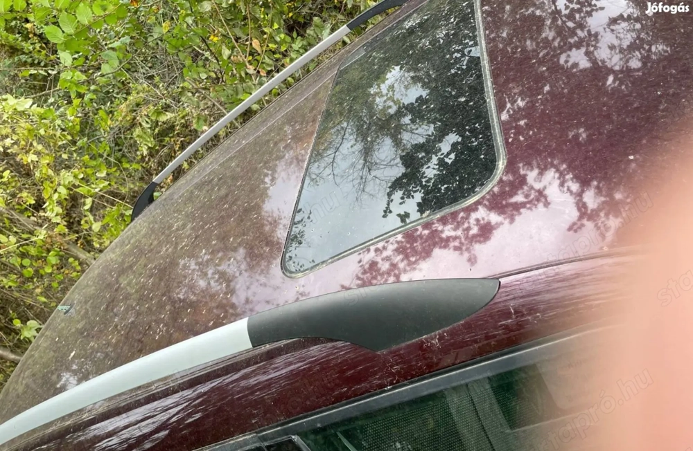 Skoda Fabia II scout panoráma tető külön tető rögzítő sínek párban