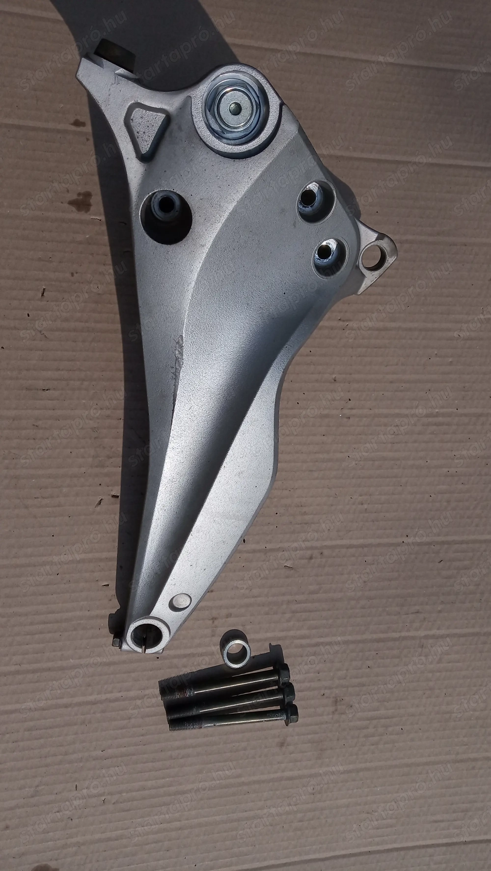 Yamaha T max tmax XP 500 hátsó lengőkar