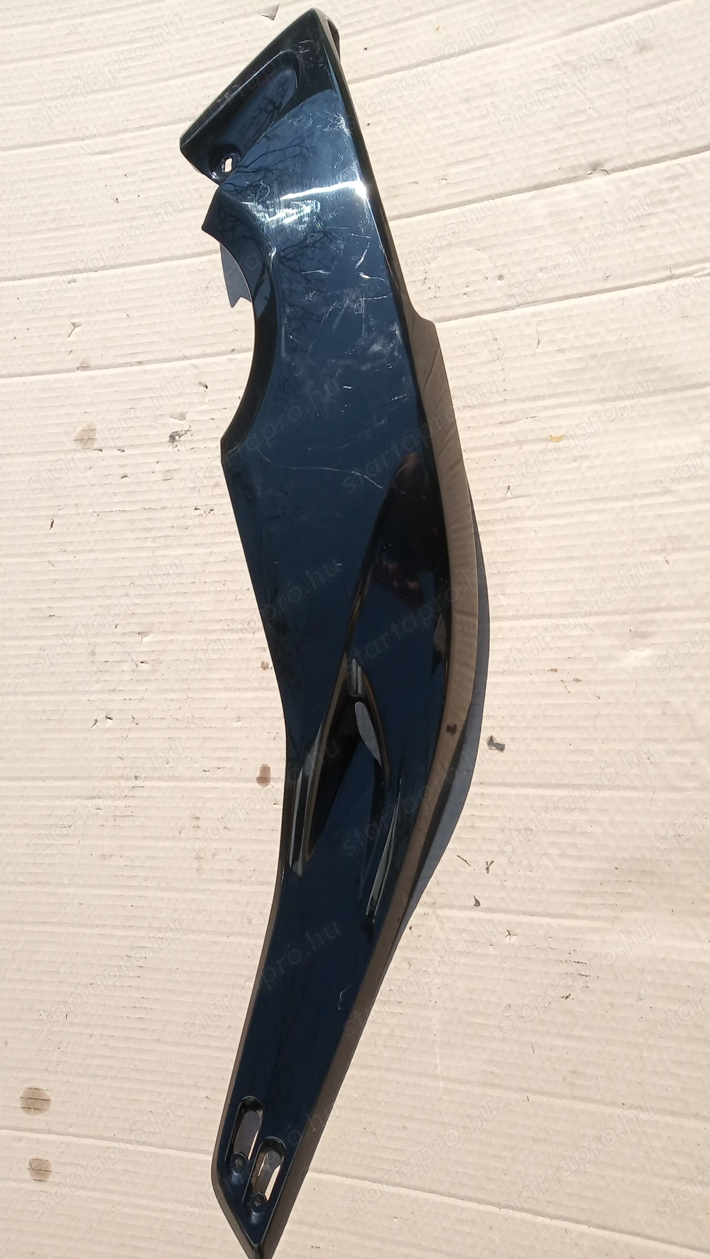 Yamaha T max tmax XP 500 ülés alatti idom jobbos