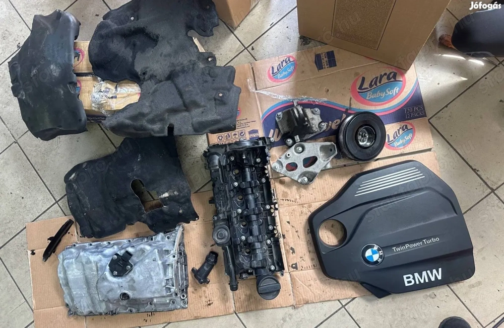 BMW 1 F20 F21 116 B47 olajteknő motorvédő burkolat szelepfedél bakok minden ami a képen 
