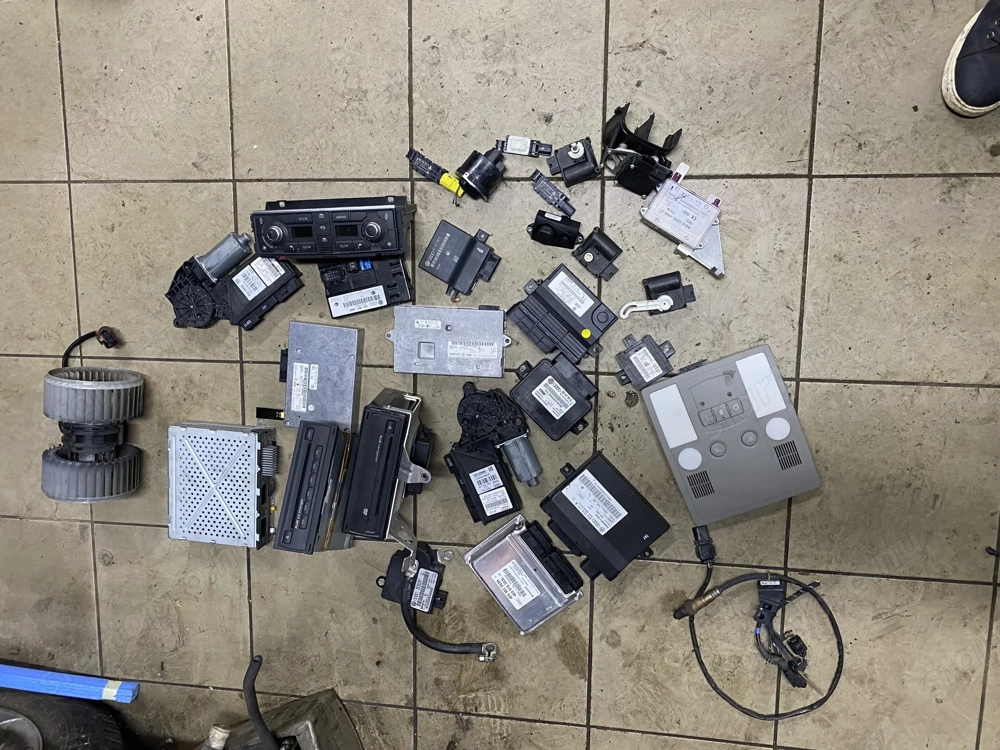 Audi A8 D3 elektronika 2004 - 2010 posta megoldható 4E0 907 553 H felfüggesztés szabályzó