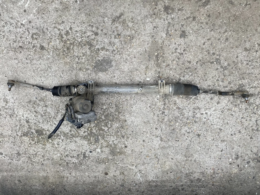 Mercedes w169 kormánymű 6700 001 210 gyári posta megoldható kizárólag telefonon érdeklődjön