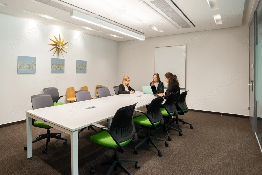 Teljes körű szolgáltatásokkal rendelkező, egylégterű irodák Önnek és csapatának MillPark Centre