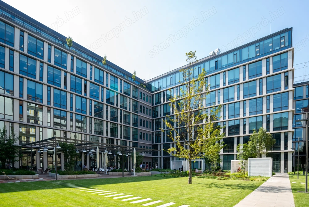 Professzionális irodahelyiségek Regus MillPark Centre rugalmas feltételekkel