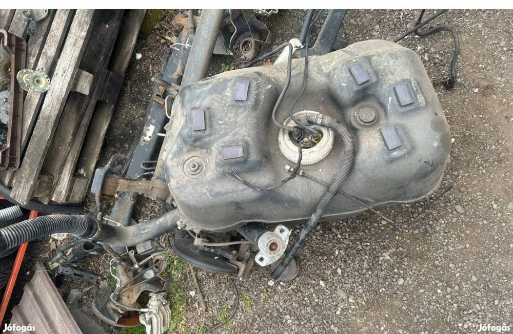 Fiat, Peugeot, Citroen üzemanyag tank, tartály 2011-2022 Ducato, Boxer, Jumper posta megoldható