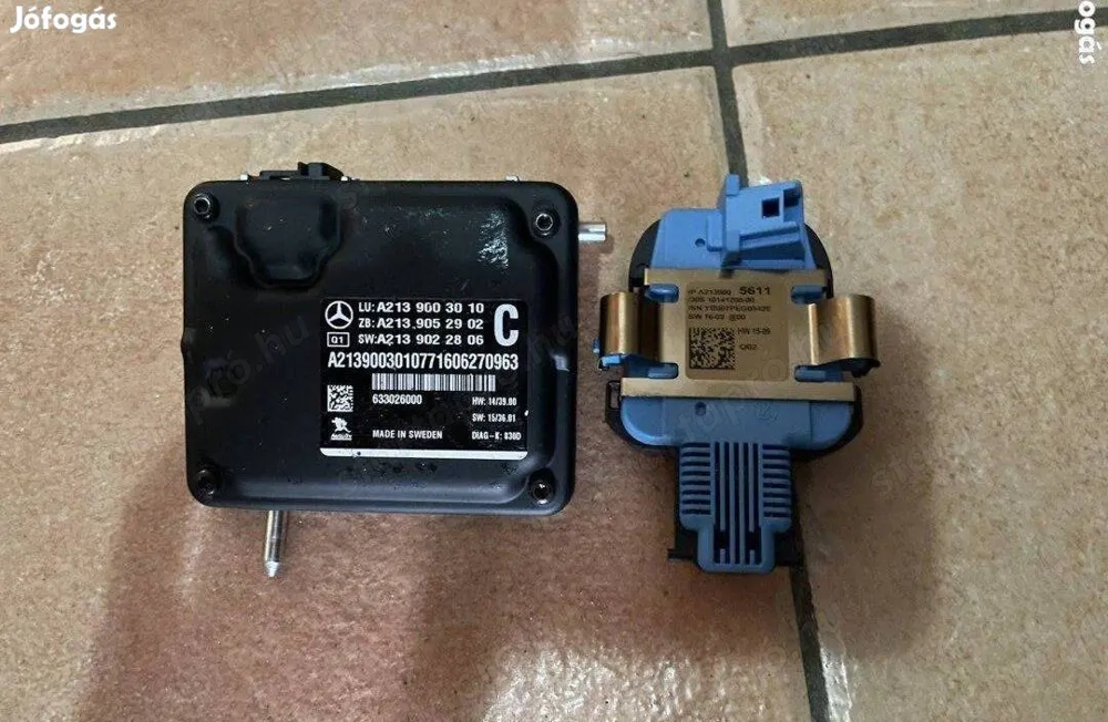 Mercedes E w213 érzékelő, xenonfény A 213 905 29 02 (fényszórótartomány-szabályozás) külön eső érzék