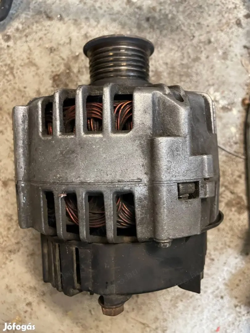 Renault Kangoo Laguna 1.5 dCi, 65 Le, 2  generátor posta megoldható