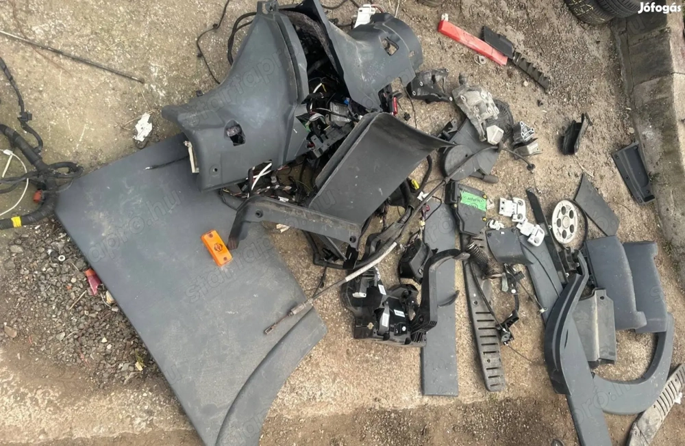 Fiat Peugeot Citroen műanyagok kábel köteg ahogy a képen 2011-2022