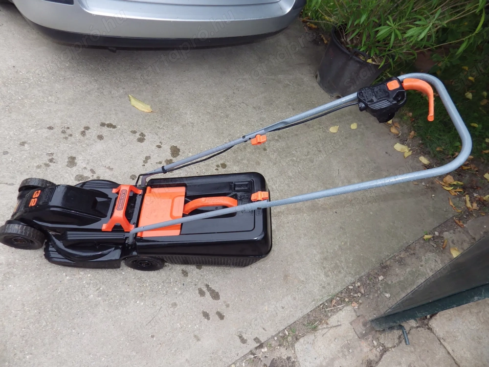 Black+Decker BEMW351-QS elektromos fűnyíró 35L fűgyűjtővel  