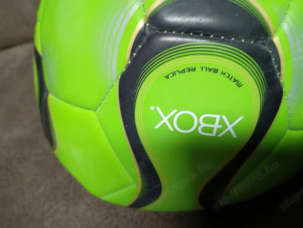Új Adidas Xbox kiadásu fotbal labda eladó 