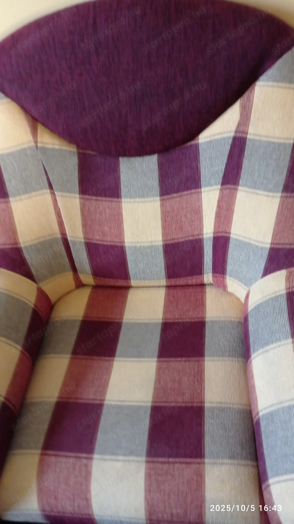 Kanapé és két fotel eladó 