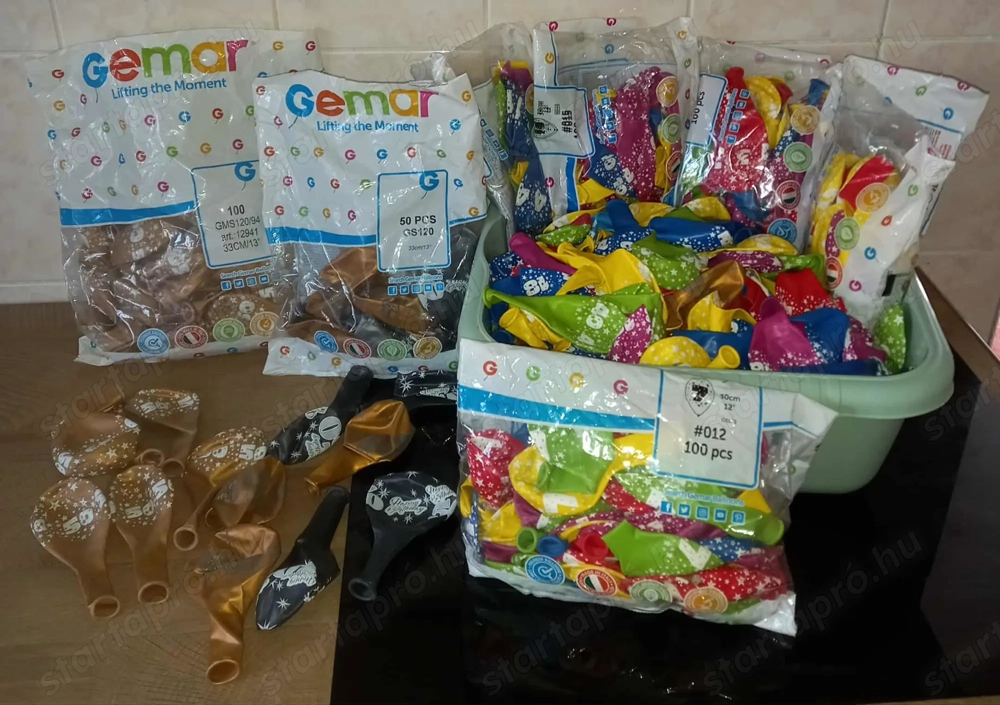 Üzletbezárás miatt számos feliratú GUMILUFI árukészlet eladó