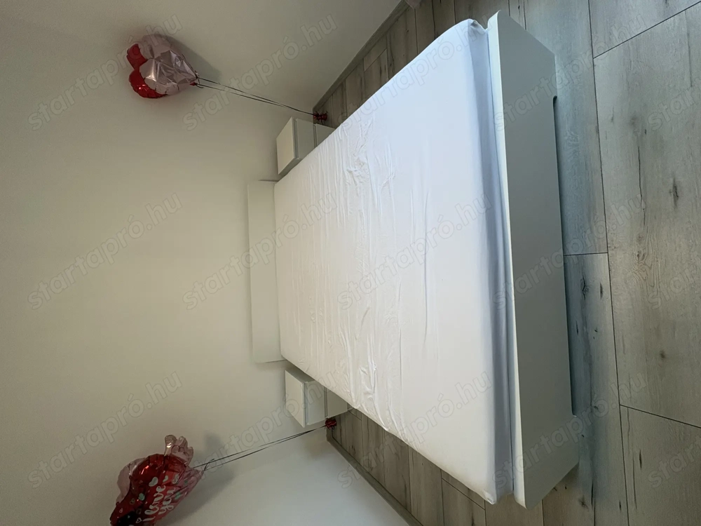 Ikás ágykeret, ágyráccsal eladó!