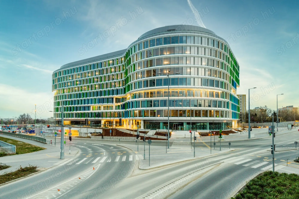 Fedezze fel az Ön igényei szerinti munkavégzési lehetőségeket Regus Budapest One Centre 