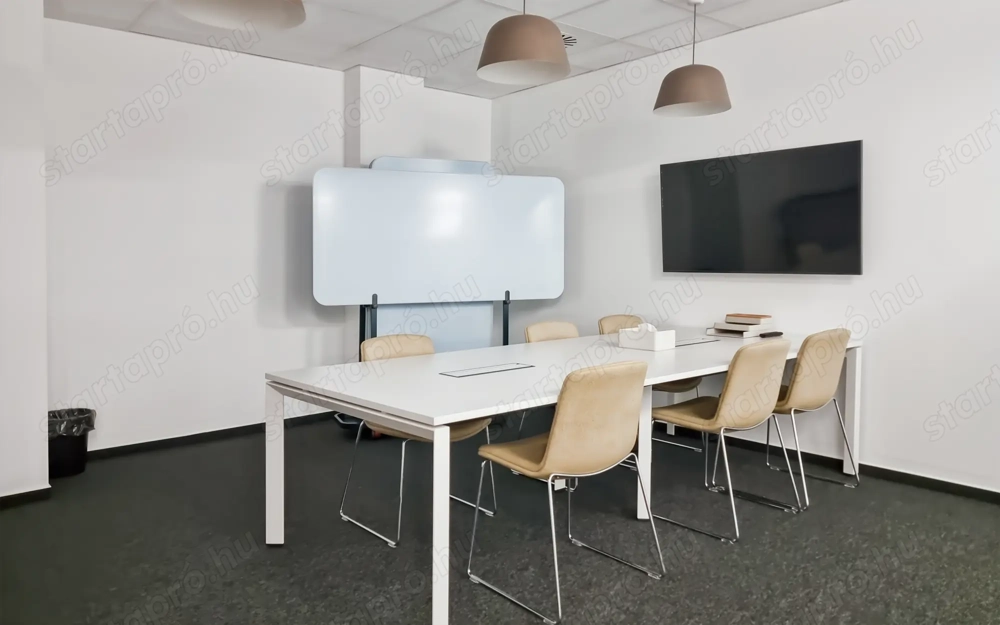 Privát irodahelyiség 10 fő számára