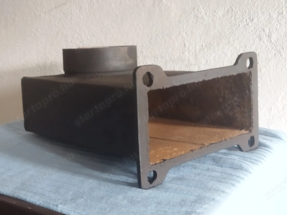 Vinyisztó orosz (szovjet) öntvény kazánhoz füst kimenő, kémény csonk