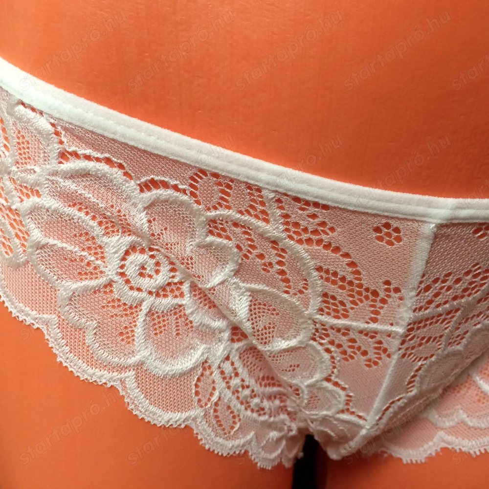 Gyönyörű virág csipke bugyi fehérnemű S méret 