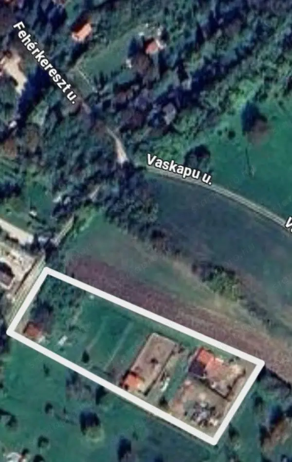 Van egy hely Nyúlon, ahol megáll az idő. És eladó.