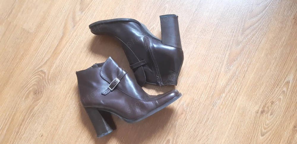 Barna bőr, 38-as bokacsizma eladó.