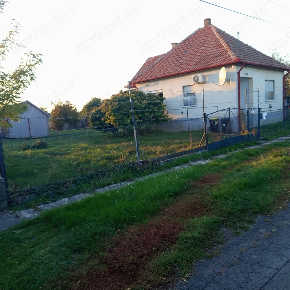 Többkertes 90 nem családiház 