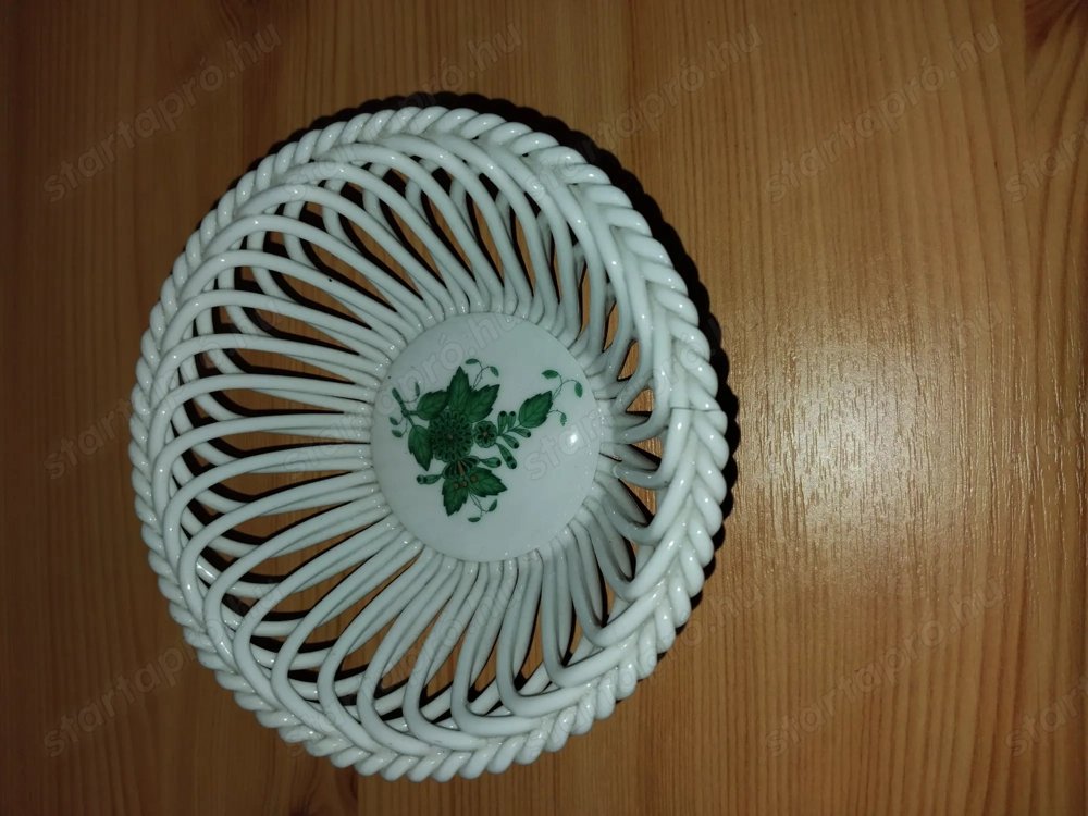 Herendi porcelán áttórt tál