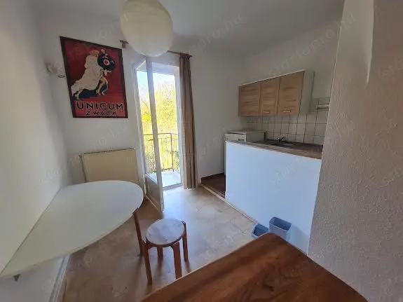 Zuglóban I. emeleti 41 m2-es 2 erkélyes lakás eladó!