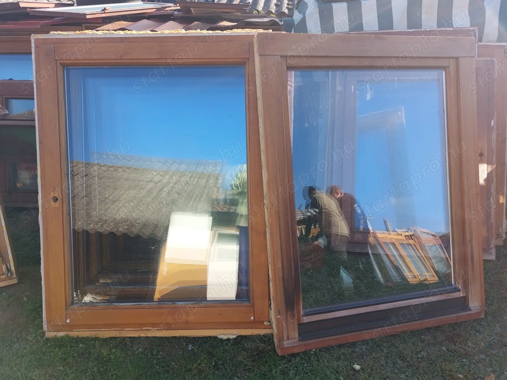 Fa bukó nyiló-ablak sz;98 m;126 cm 9 db hőszigetelt 2 réteg üveg kép szerinti állapot egyben vételné