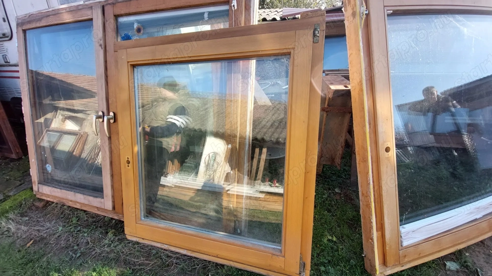 Fa bukó nyiló-ablak sz;105 m;114 cm 1 db hőszigetelt 2 réteg üveg kép szerinti állapot 32 ezer ft  c