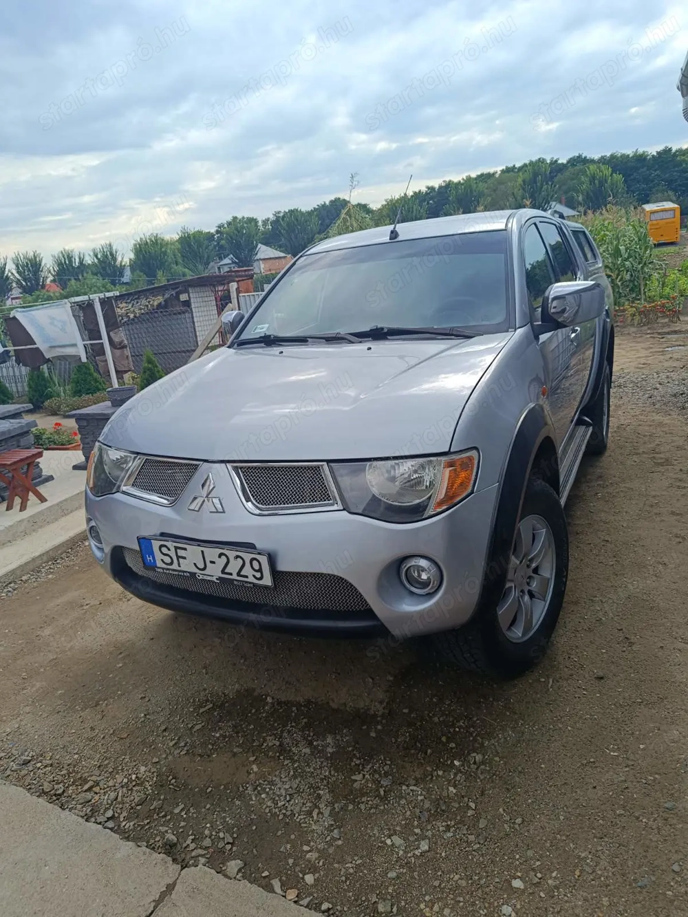 Mitsubishi L200 eladó
